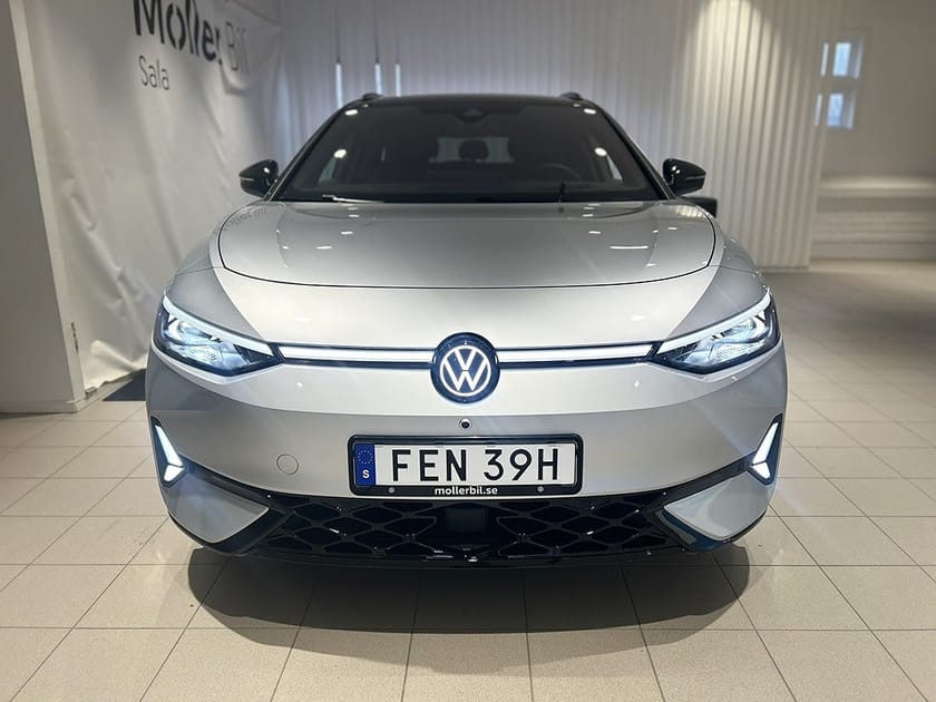 Bild 2 av Volkswagen ID.7 GTX Tourer 86 KWH BATTERI 340 HK 1 VXL LAGERBIL
