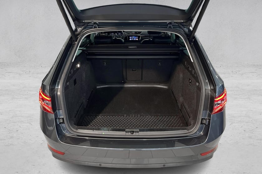 Bilde 5 av Škoda Superb Stasjonsvogn 190hk | Automat |4x4 | L&k | Hengerfeste (2200kg)