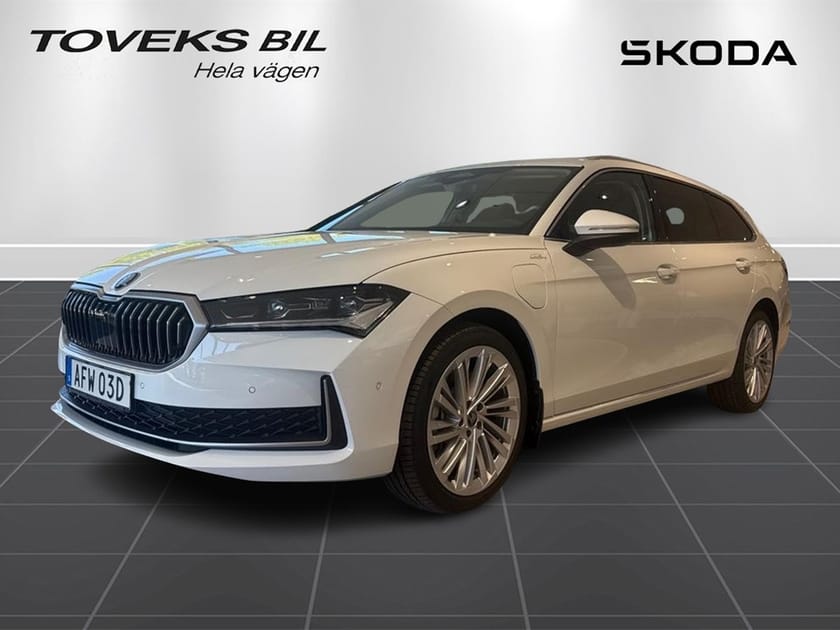 Bild 1 av Škoda Superb iV Kombi COMBI L&K 1,5 TSI 204 HK 6 VXL DSG