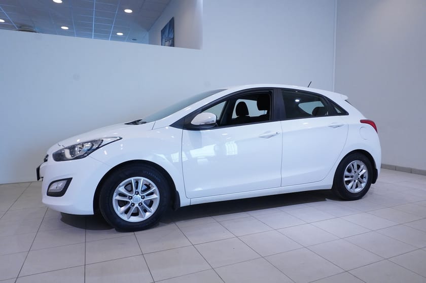 Bild 3 av Hyundai i30 M6 1,6 GDi 135hk Business, Rattvärme, PDC Bak, Bluetooth