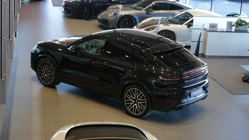 Bild 4 av Porsche Cayenne Coupé E-Hybrid 