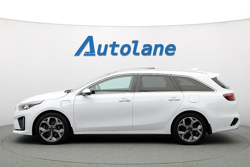 Bild 5 av Kia Ceed Sportswagon Plug-in Hybrid Pano, B-kamera, Ventilerade, MOMS