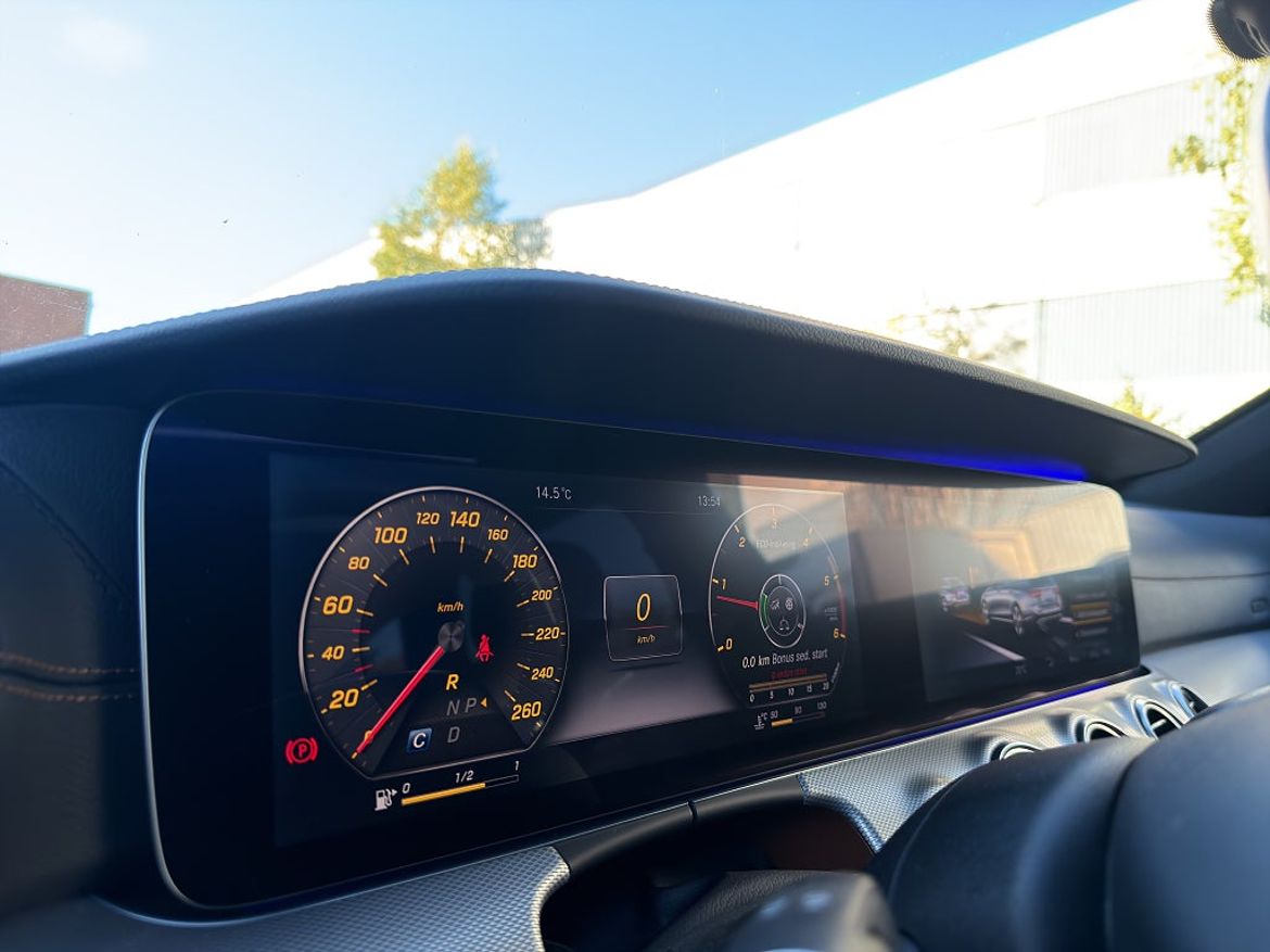 Mercedes-Benz E 220 T d, bild 19 av 19
