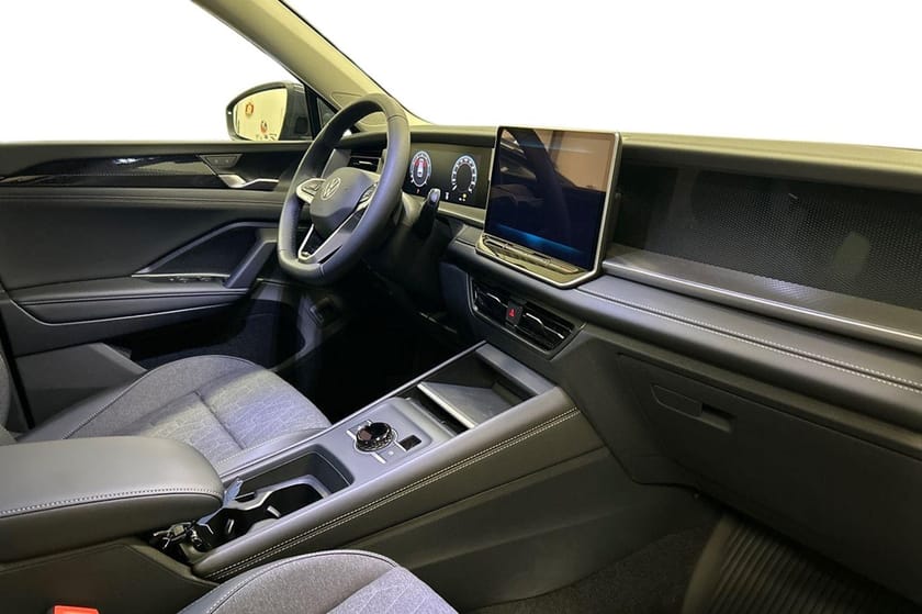 Bild 5 av Volkswagen Tayron 7-seater TSI 204hk 4M  Dragpaket Värmare