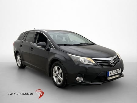 Toyota Avensis Kombi 124hk Edition 50 M/K-Värm Kamera Farthållare