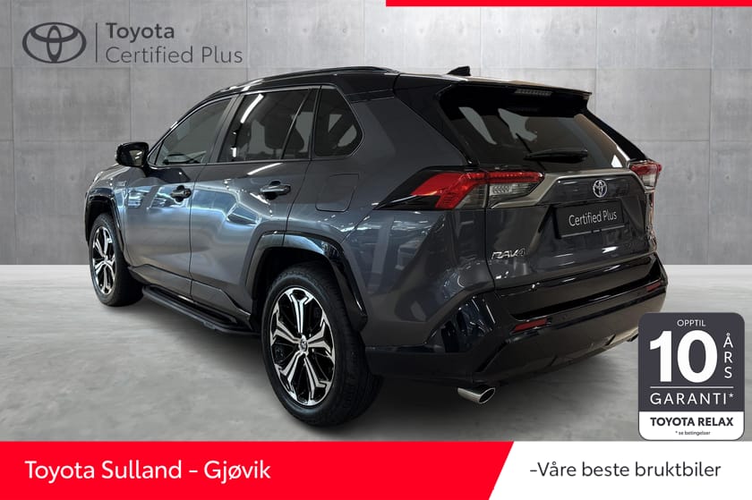 Bilde 3 av Toyota RAV4 Plug-in Hybrid Executive BI-tone/ AWD / Krok / Stigtrinn