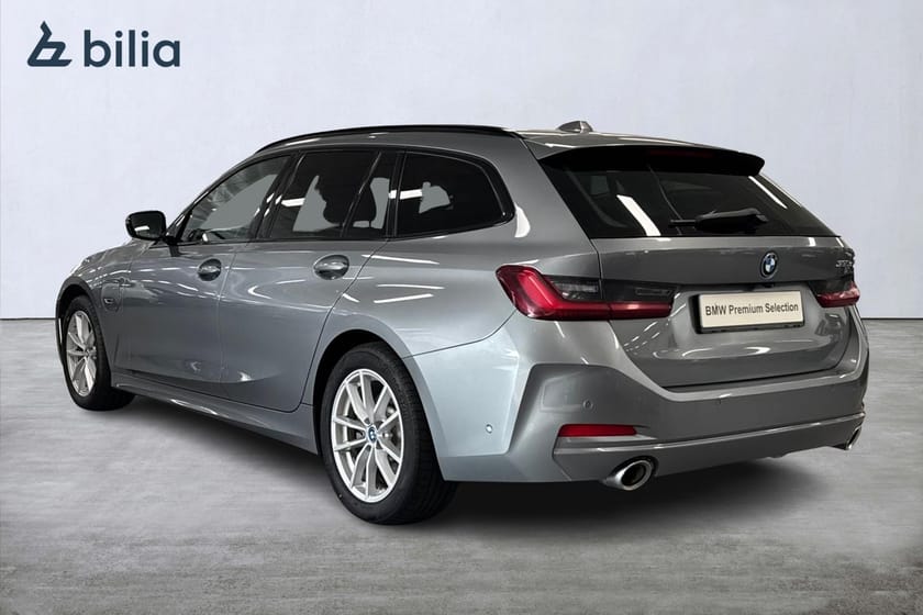 Bild 2 av BMW 330e Touring | Drag | Backkamera | Stolar m minne