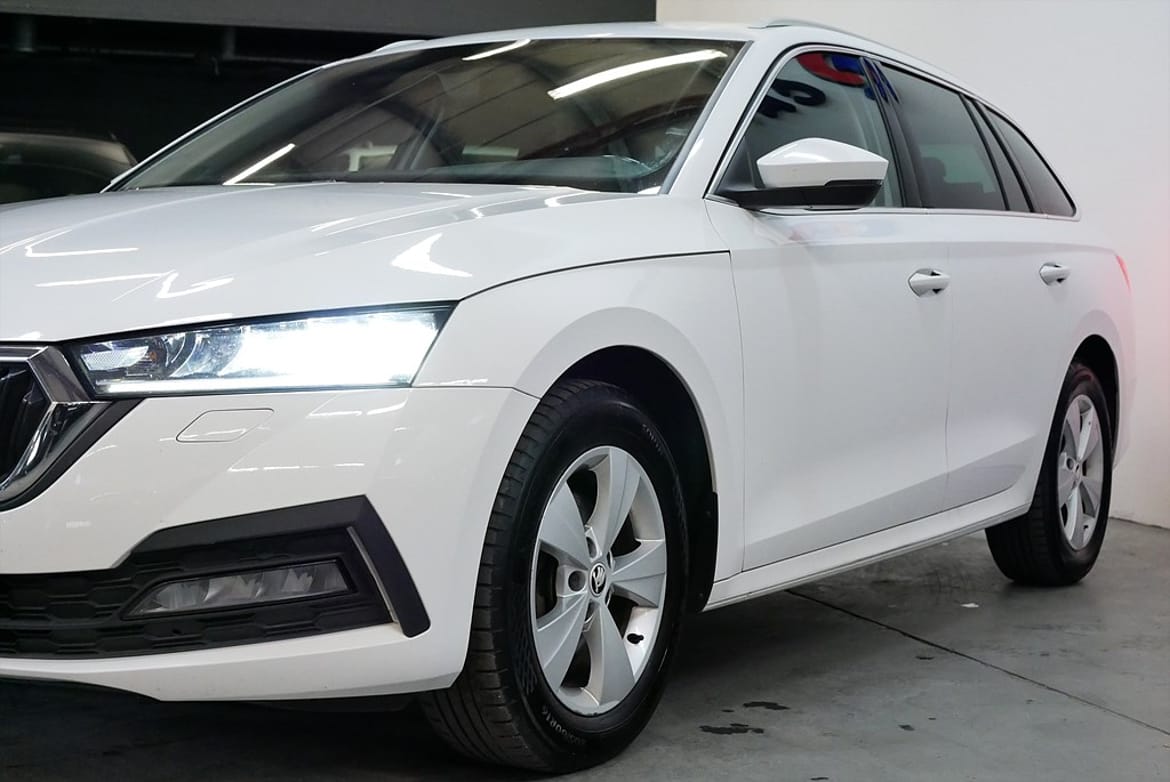 Škoda Octavia Kombi 2.0 TDI DSG Sekventiell, 116hk, 2023