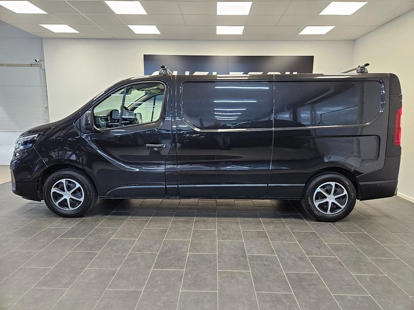 Bild 2 av Nissan Primastar 2.0dCi 150hk Värmare Drag B-cam Verkstadsinredning MOM