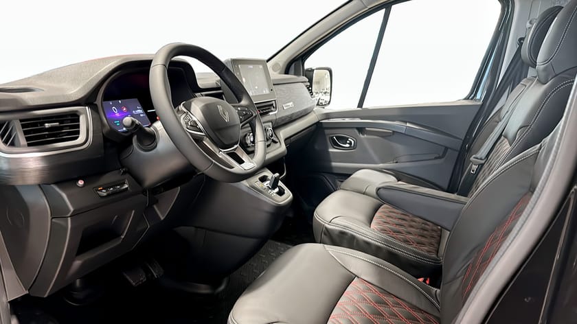 Bild 5 av Renault Trafic Skåpbil L2H1 RACING SPIRIT DCI 170 AUTOMAT BVA9