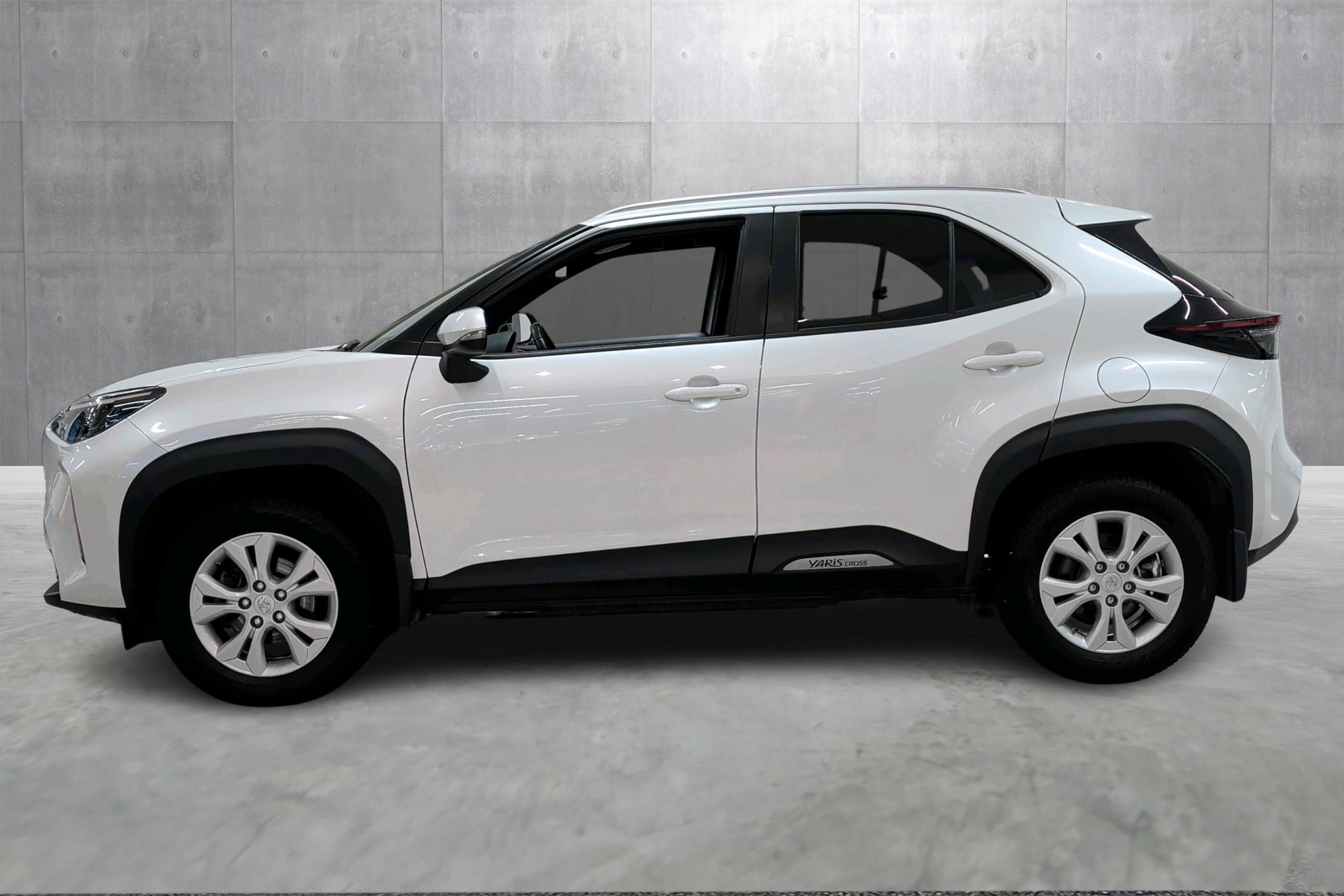 Thumnail bilde 1 av Toyota Yaris Cross Hybrid AWD-i