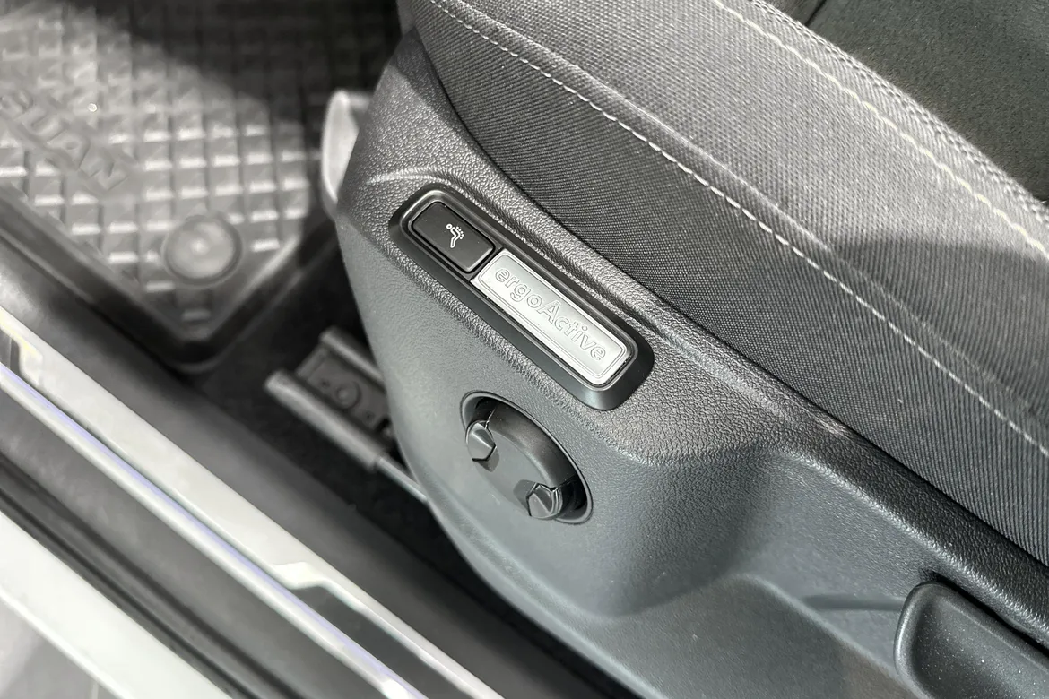 picture of a car
