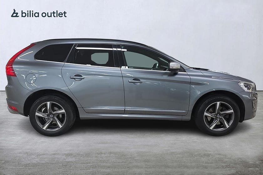 Bild 5 av Volvo XC60 D4 AWD Geartronic R-Design Sensor Farthållare Cockpit