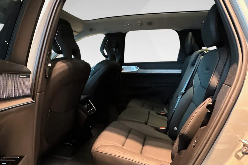 Volvo EX90 Twin Motor Performance bilde 9
