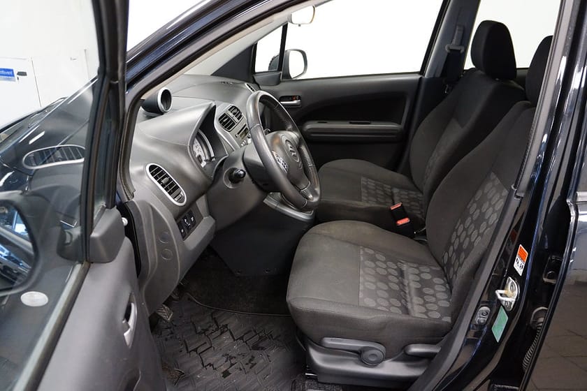 Bild 4 av Suzuki Splash 1.0 DOHC 12V VVT GLS | OBS ENDAST 10454 MIL