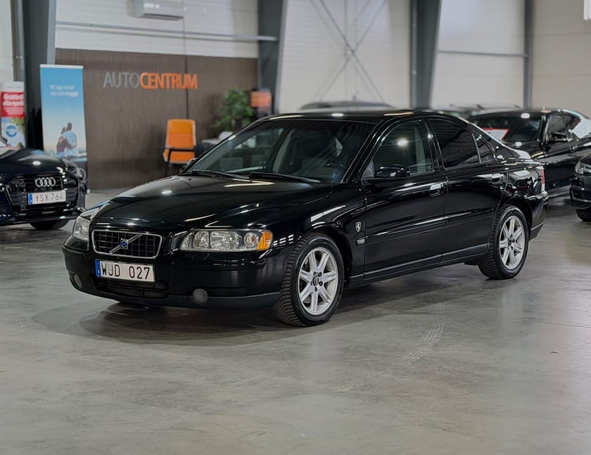 Bild 1 av Volvo S60 2.5T Kinetic Kamrem Bytt 210hk