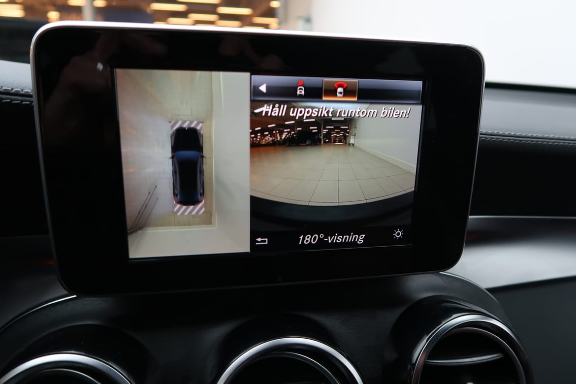 Mercedes-Benz GLC 2019 - miniatyr 18