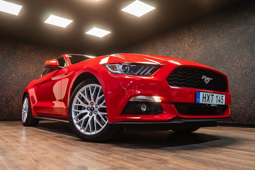 Bild 3 av Ford Mustang 317hk | Sv-såld | 1 Brukare | Shaker | 2532 kr/mån