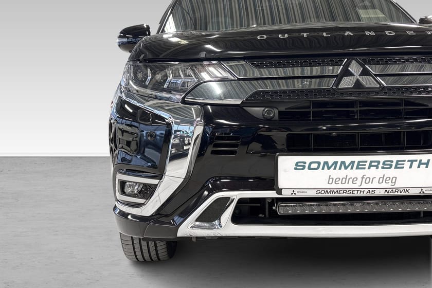 Bilde 3 av Mitsubishi Outlander PHEV ACC/360kamera/Hengerfeste/Varme ratt/Norsk bil +++