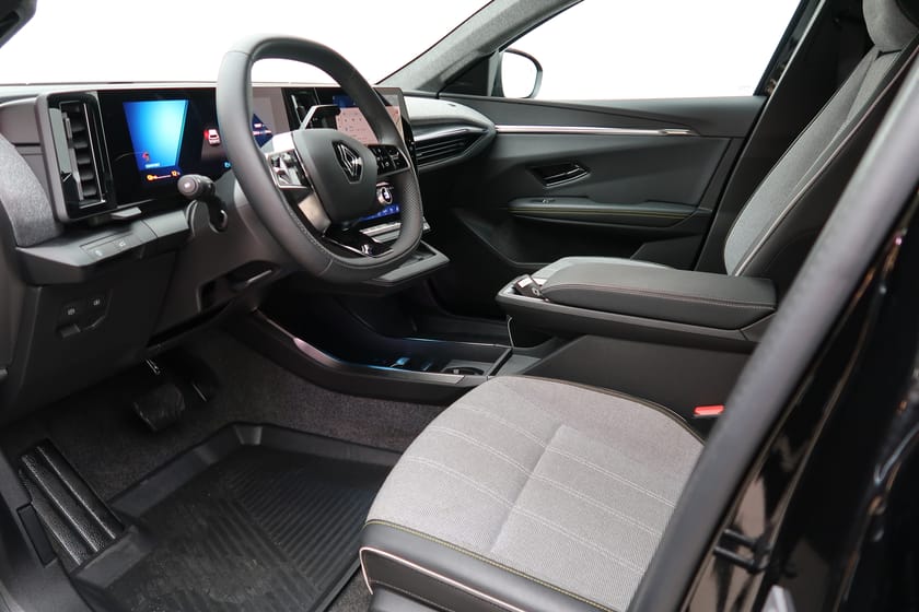 Bild 4 av Renault Scenic E-Tech Scénic Electric techno 87kWh/220hk 4,95%