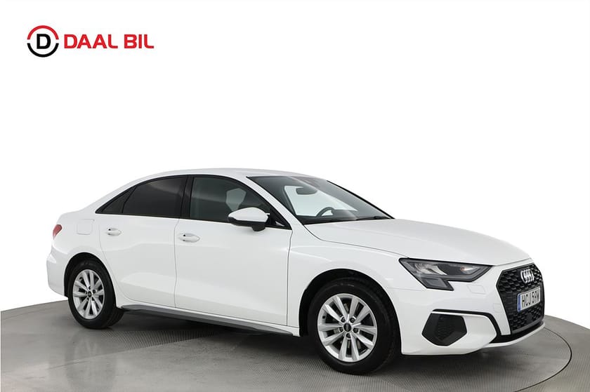 Bild 4 av Audi A3 Sedan 35 TFSI 150HK PROLINE COCKPIT NFC P-SENSORER BAK