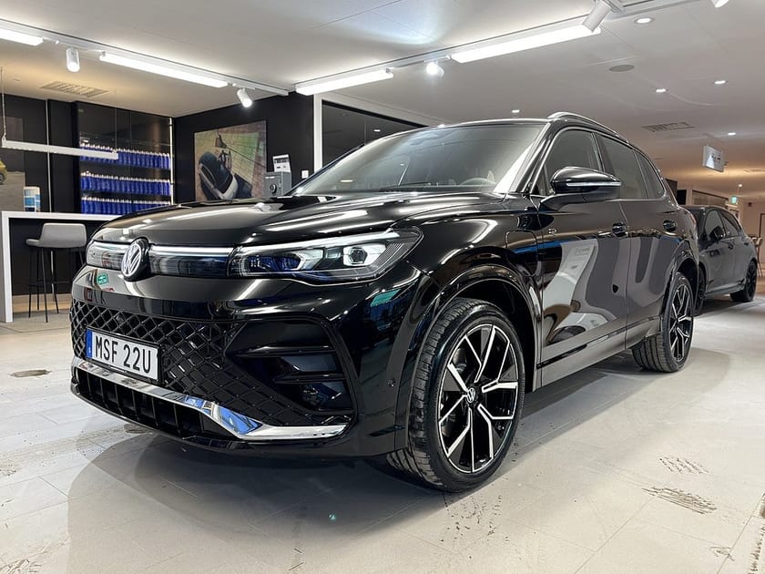Bild 1 av Volkswagen Tiguan eHybrid R-Line-Edition SNABB LEV 4395kr/mån