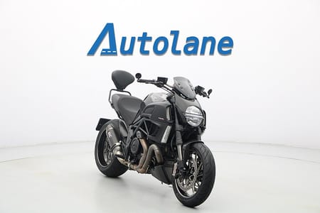 Ducati Diavel Carbon* SC-project, ABS, Körlägen, Keyless