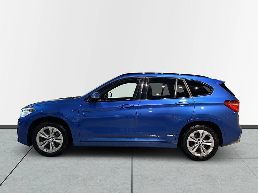 Bild 4 av BMW X1 xDrive20d Steptronic M Sport GPS HuD Drag Mvärm SoV