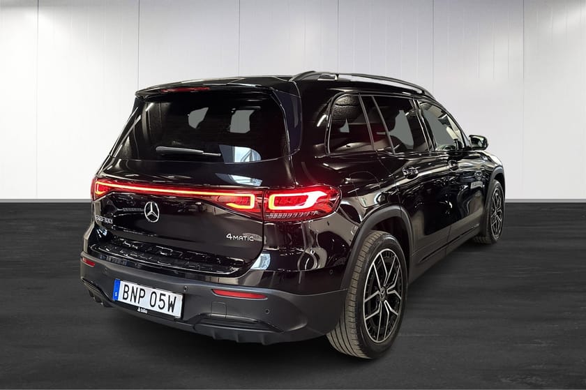 Bild 4 av Mercedes-Benz EQB 300 4MATIC AMG Panorama Förarpaket Moms