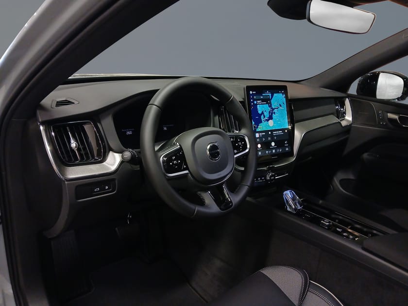 Bild 5 av Volvo XC60 T6 Plus Black Nordic Edition