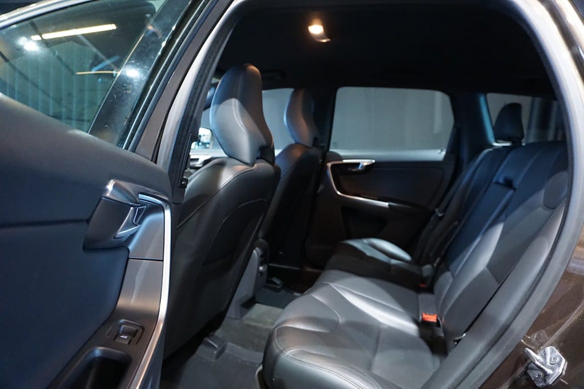 Volvo XC60 2015 - miniatyr 8