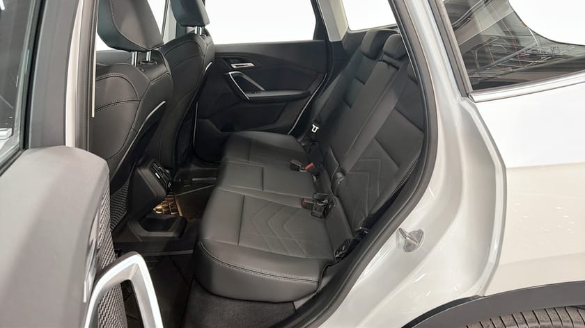 Bild 5 av BMW iX1 xDrive30 xDrive 30 xLine Drag Rattvärme DAP