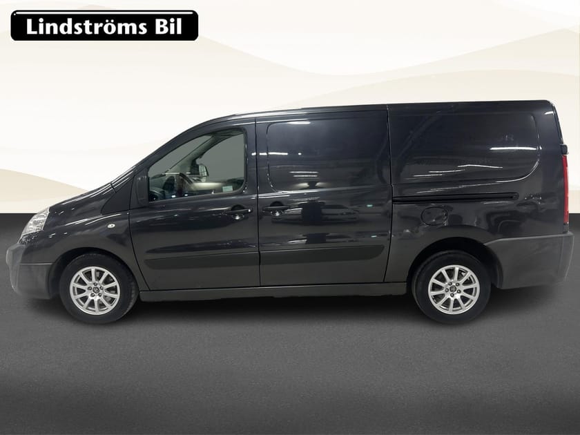 Bild 4 av Toyota ProAce Skåpbil 2,0 D 163 HK Automat Drag Vhjul *PÅ VÄG IN*