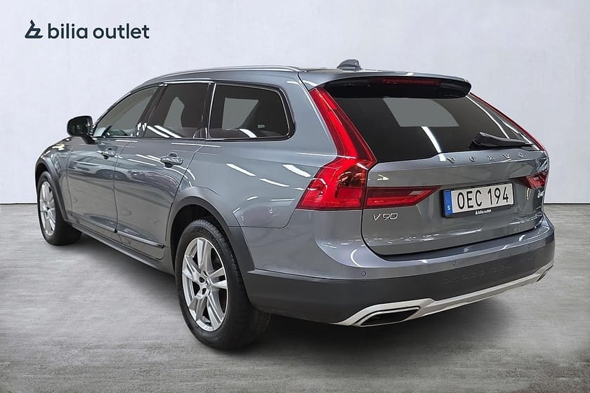 Bild 3 av Volvo V90 Cross Country D4 AWD Business Advanced Dragkrok Bränslevärmare