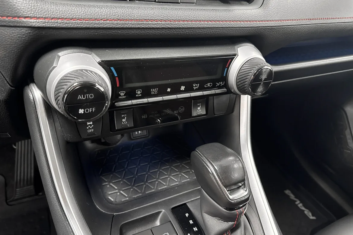 picture of a car