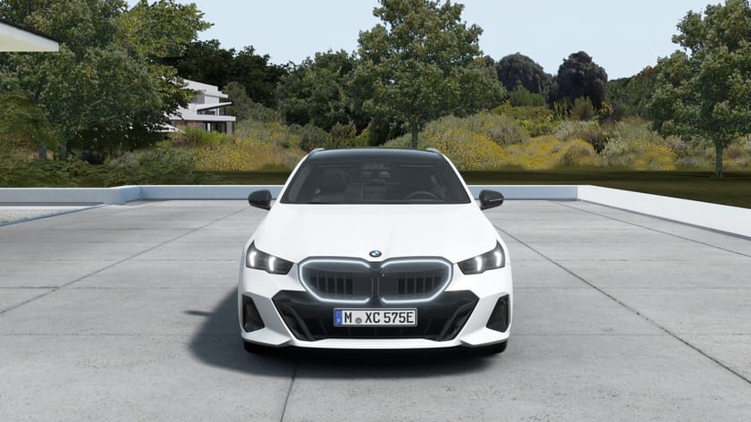 Bild 3 av BMW 550e xDrive Touring M Sport Pro Business Ed Drag DA Pro B W