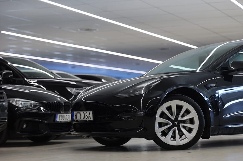 Bild 4 av Tesla Model 3 Long Range AWD 440hk AP Pano Läder Navi Drag