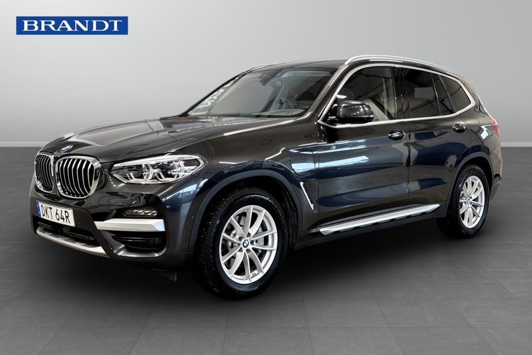 BMW X3 xDrive30e