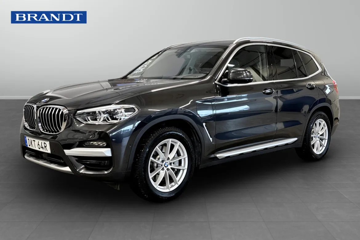 BMW X3 xDrive30e