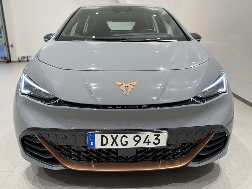 Bild 3 av CUPRA Born e-boost 77 77kWh 231HK Navi Backkamera