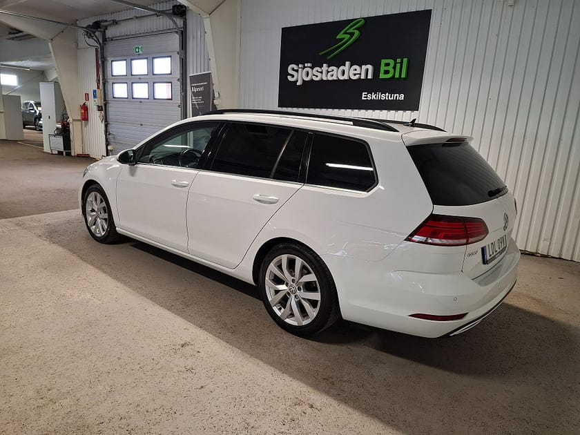 Bild 3 av Volkswagen Golf Sportscombi SC 1.5 TSI DSG GT Värmare Adap Farth
