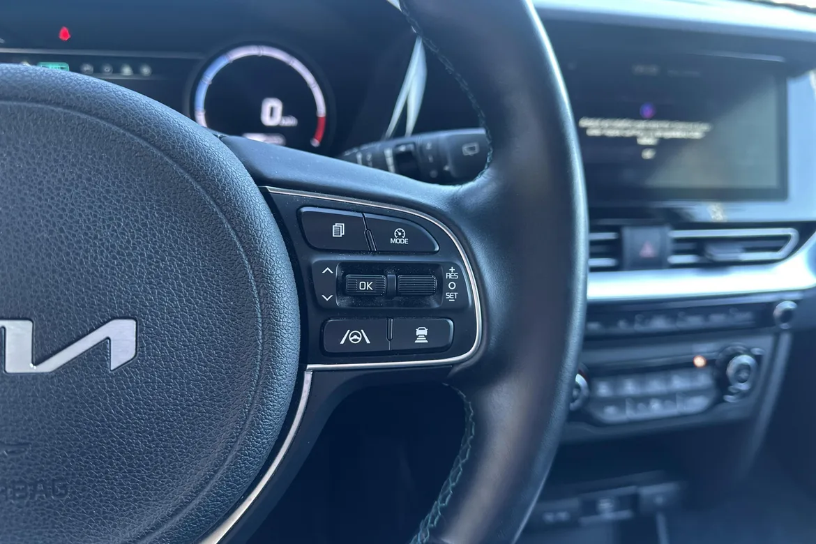 picture of a car