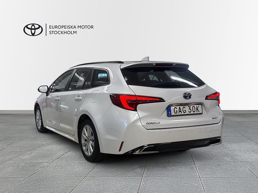 Bild 2 av Toyota Corolla Touring Sports Hybrid 1,8 Active Plus Back...
