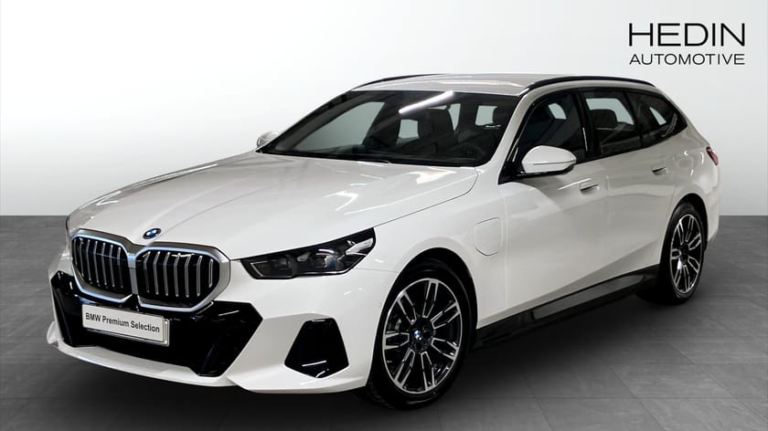 Bild 1 av BMW 530e xDrive Touring Innovation, H/K ljud, M sport