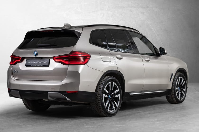 Bilde 5 av BMW iX3 Fully Charged