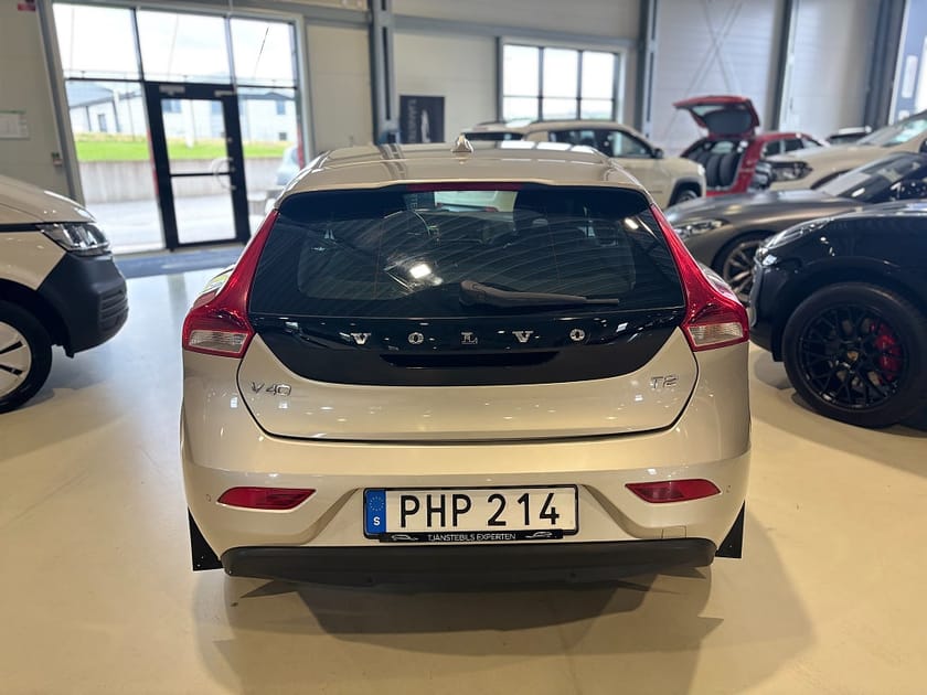 Bild 3 av Volvo V40 T2 Kinetic / Nyservad*
