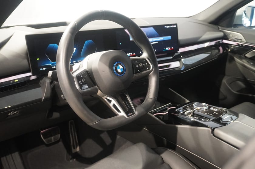 Bild 2 av BMW i5 eDrive40 Touring 