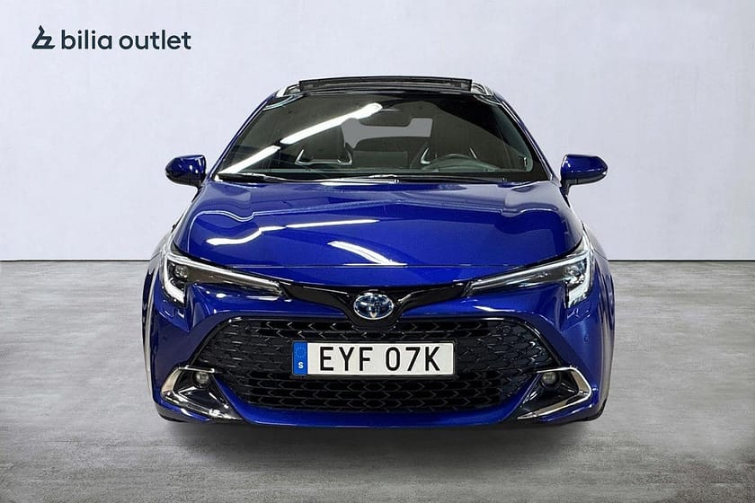 Bild 3 av Toyota Corolla Touring Sports Hybrid TS e-CVT Executive 140hk Panorama Navi JBL B-kam