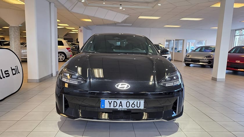 Bild 2 av Hyundai Ioniq 6 77.4 kWh RWD  El-stol Gps B-kamera