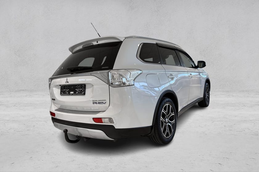 Bilde 5 av Mitsubishi Outlander PHEV 2L | AWD | Hengerfeste | Servicehistorikk |
